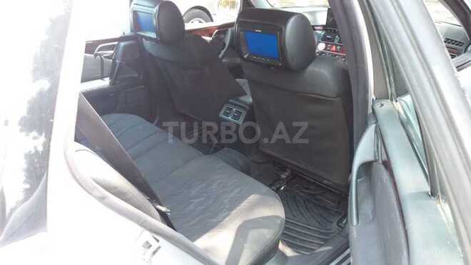 Mercedes E 220 2000, 298,000 km - 2.2 l - Sumqayıt