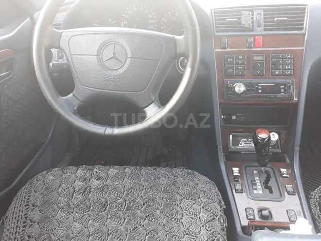 Mercedes C 220 1993, 235,742 km - 2.2 л - Bakı