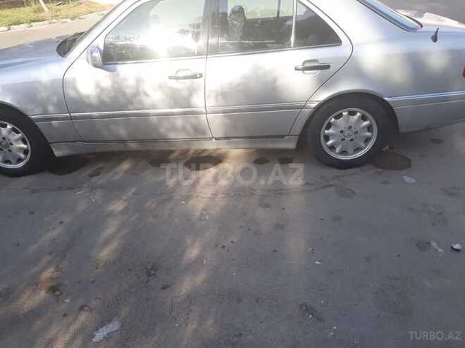 Mercedes C 220 1993, 235,742 km - 2.2 л - Bakı