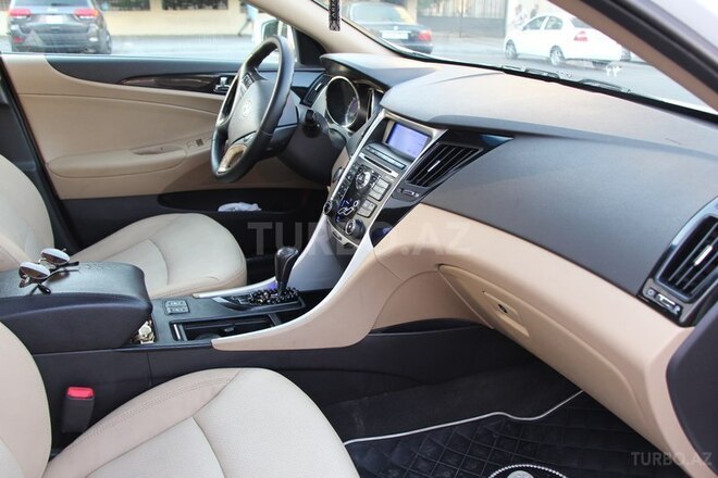 Hyundai Sonata 2010, 170,000 km - 2.4 л - Bakı