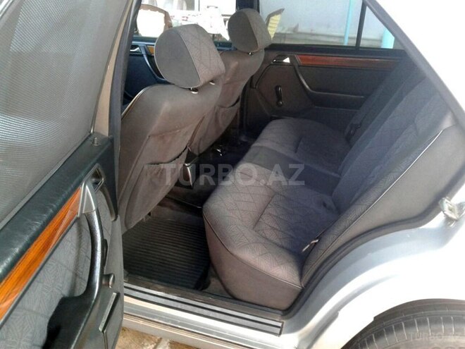 Mercedes E 250 1995, 480,000 km - 2.5 l - Cəlilabad