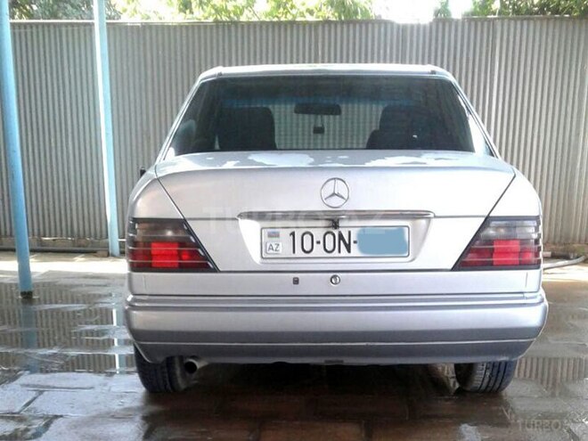 Mercedes E 250 1995, 480,000 km - 2.5 l - Cəlilabad