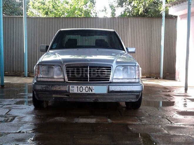 Mercedes E 250 1995, 480,000 km - 2.5 l - Cəlilabad