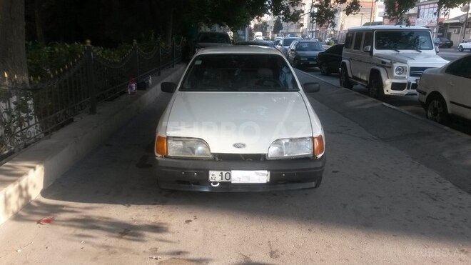 Ford Sierra 1987, 235,000 km - 2.0 l - Bakı