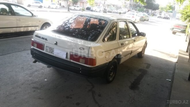 Ford Sierra 1987, 235,000 km - 2.0 l - Bakı