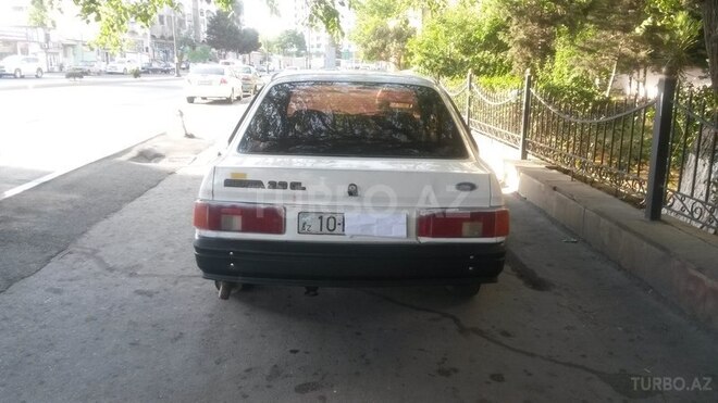 Ford Sierra 1987, 235,000 km - 2.0 l - Bakı