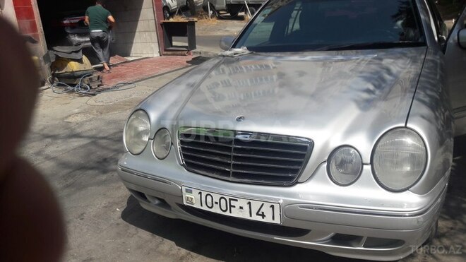 Mercedes E 240 2000, 250,000 km - 0.2 l - Bakı