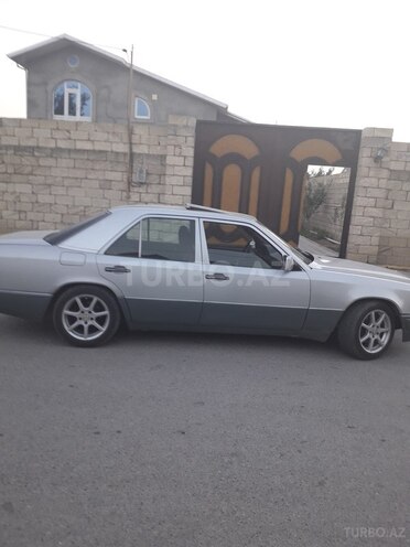 Mercedes E 230 1991, 409,136 km - 2.3 l - İmişli