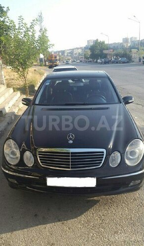 Mercedes E 220 2004, 240,000 km - 2.2 l - Bakı