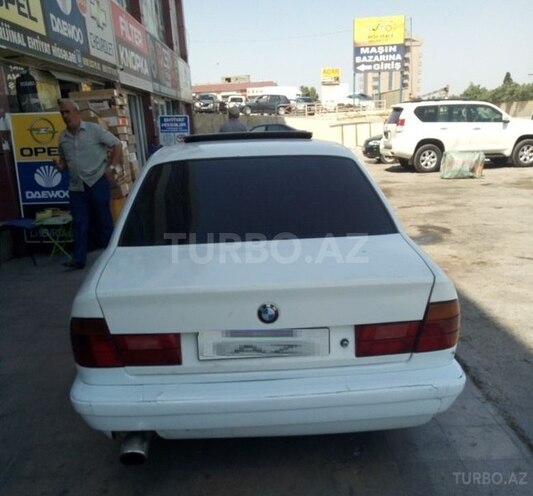BMW 520 1984, 312,000 km - 2.0 l - Bakı