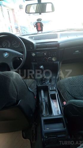 BMW 520 1984, 312,000 km - 2.0 l - Bakı