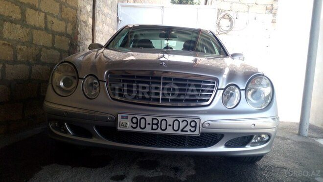 Mercedes E 240 2003, 121,000 km - 2.6 l - Bakı