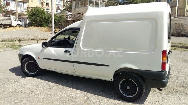 Ford Courier 2000, 217,000 km - 1.8 l - Bakı