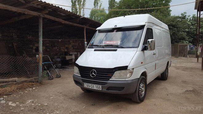 Mercedes Sprinter 208 2000, 327,000 km - 0.1 l - Şəmkir