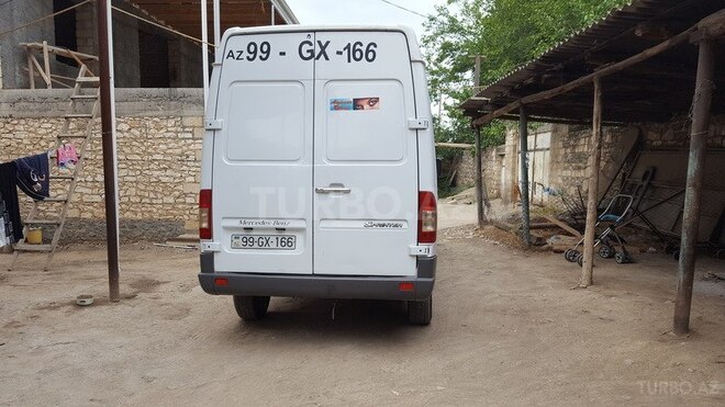 Mercedes Sprinter 208 2000, 327,000 km - 0.1 l - Şəmkir