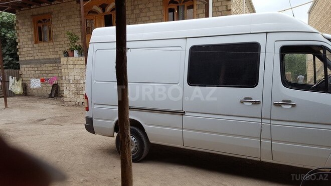 Mercedes Sprinter 208 2000, 327,000 km - 0.1 l - Şəmkir