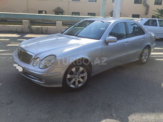 Mercedes E 240 2002, 270,000 km - 2.6 l - Bakı