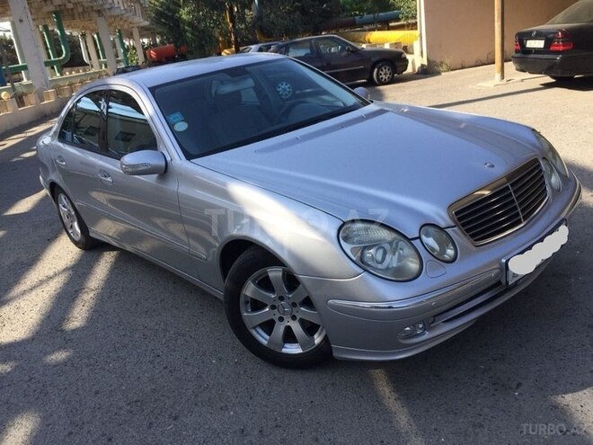Mercedes E 240 2002, 270,000 km - 2.6 l - Bakı