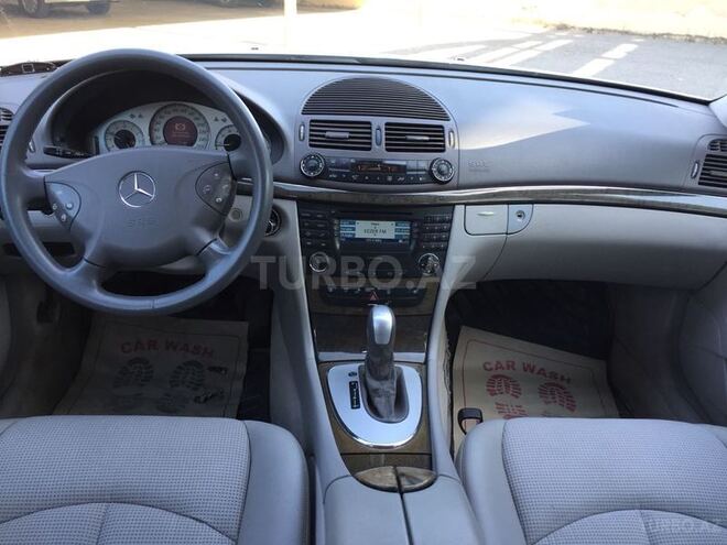 Mercedes E 240 2002, 270,000 km - 2.6 l - Bakı