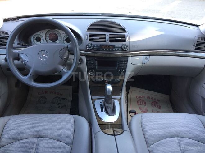 Mercedes E 240 2002, 270,000 km - 2.6 l - Bakı