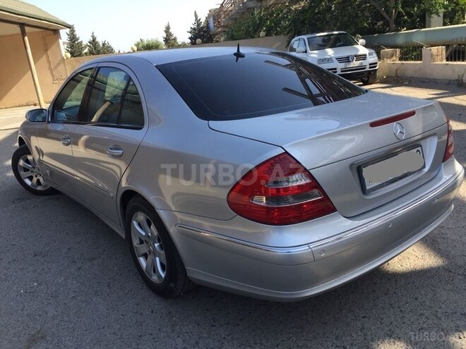 Mercedes E 240 2002, 270,000 km - 2.6 l - Bakı