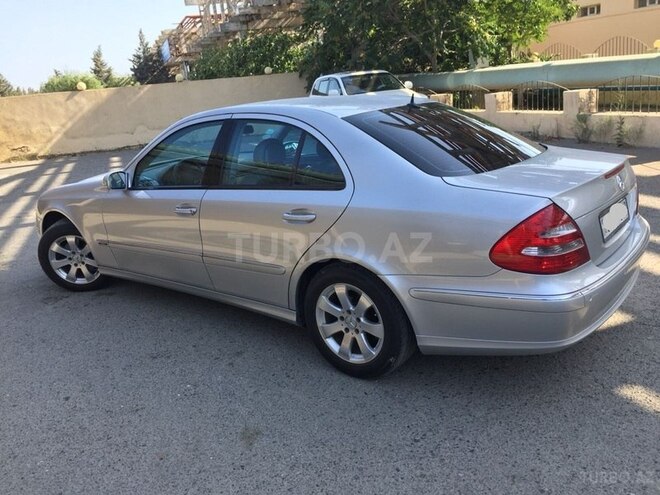 Mercedes E 240 2002, 270,000 km - 2.6 l - Bakı
