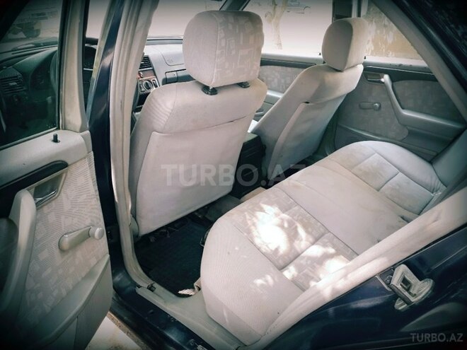 Mercedes C 180 1996, 263,000 km - 1.8 l - Gəncə