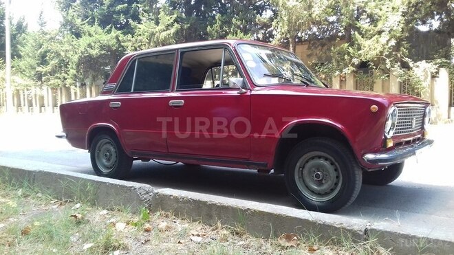 LADA (VAZ) 21011 1983, 300,000 km - 1.5 л - Mingəçevir
