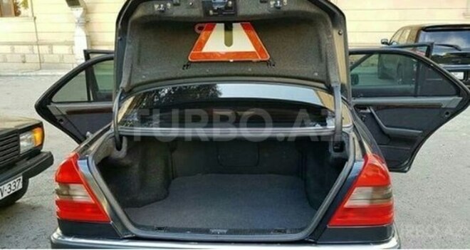 Mercedes C 200 1995, 257,100 km - 2.0 л - Bakı
