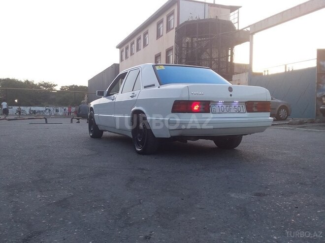 Mercedes 190 1985, 439,630 km - 2.0 l - Bakı
