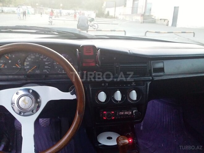 Mercedes 190 1985, 439,630 km - 2.0 l - Bakı