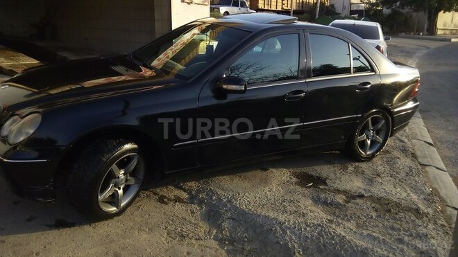 Mercedes C 240 2002, 241,000 km - 2.6 l - Bakı