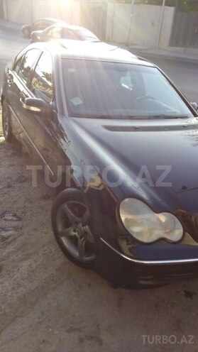 Mercedes C 240 2002, 241,000 km - 2.6 l - Bakı