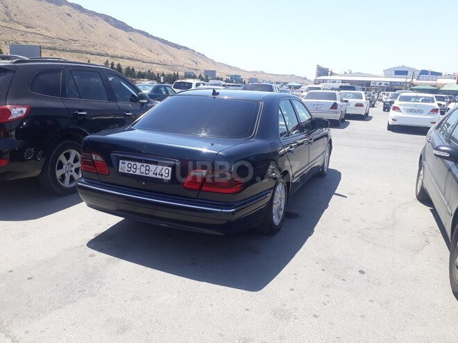 Mercedes E 220 1999, 450,000 km - 2.2 л - Xırdalan