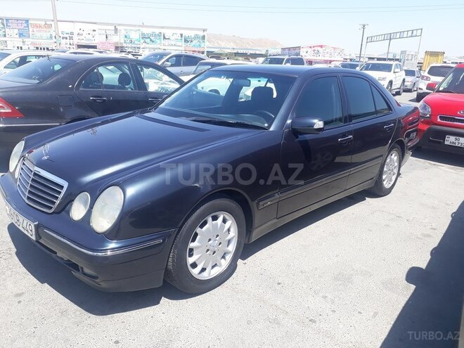 Mercedes E 220 1999, 450,000 km - 2.2 л - Xırdalan
