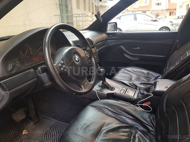 BMW 523 1996, 306,000 km - 2.5 л - Bakı
