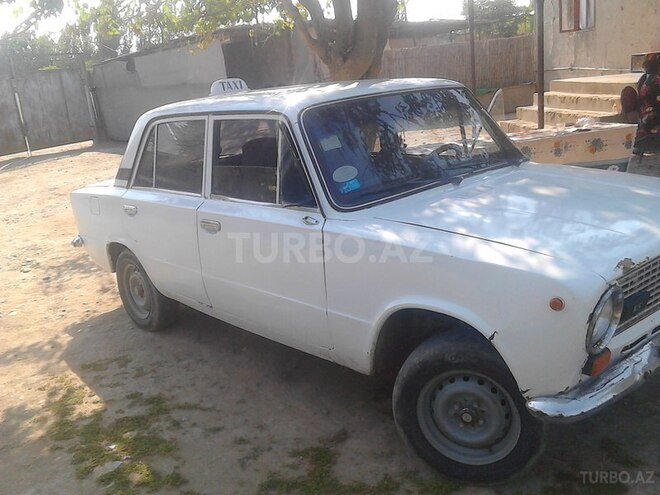 LADA (VAZ) 21011 1980, 318,000 km - 1.3 l - Sabirabad