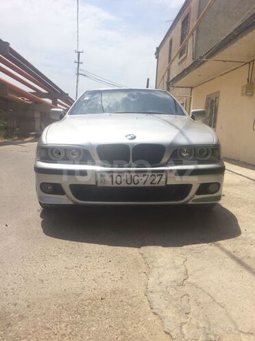 BMW 525 2001, 257,000 km - 2.5 l - Bakı