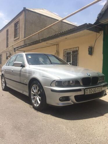 BMW 525 2001, 257,000 km - 2.5 l - Bakı