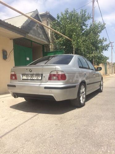 BMW 525 2001, 257,000 km - 2.5 l - Bakı