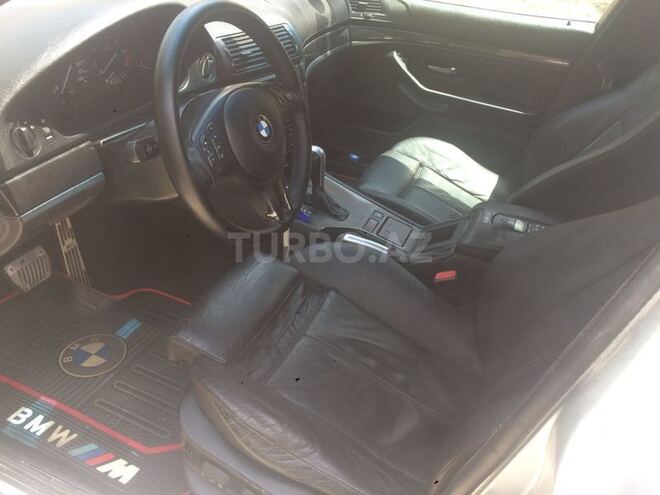 BMW 525 2001, 257,000 km - 2.5 l - Bakı