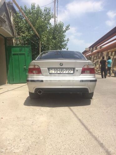 BMW 525 2001, 257,000 km - 2.5 l - Bakı