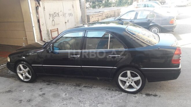 Mercedes C 280 1995, 285,000 km - 2.8 л - Bakı