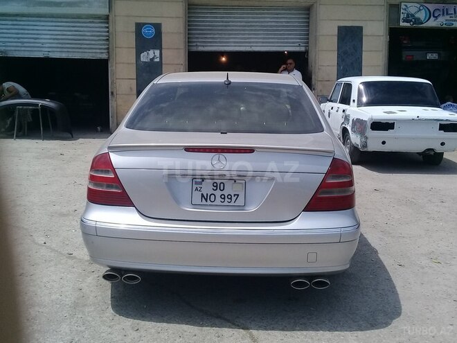 Mercedes E 220 2002, 10,000 km - 2.2 л - Sumqayıt