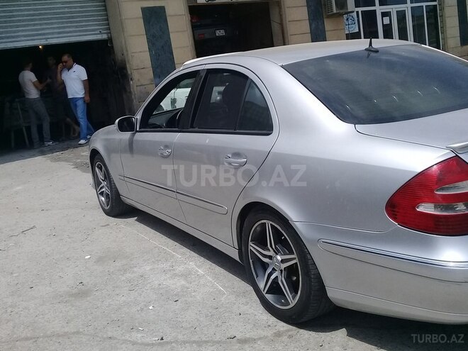 Mercedes E 220 2002, 10,000 km - 2.2 л - Sumqayıt