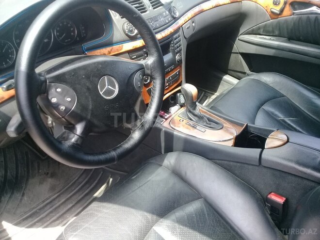 Mercedes E 220 2002, 10,000 km - 2.2 л - Sumqayıt