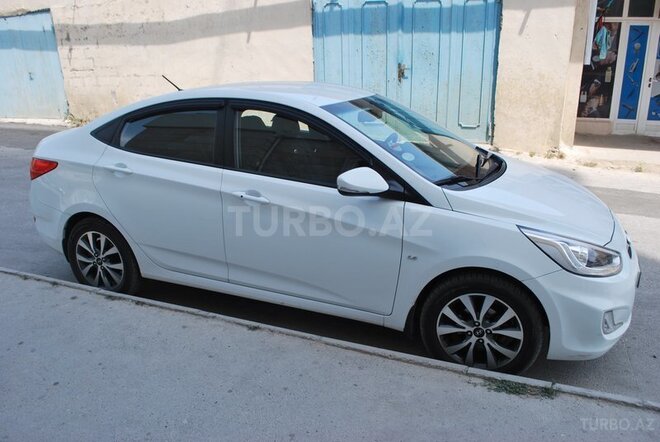 Hyundai Accent 2013, 69,000 km - 1.6 л - Bakı
