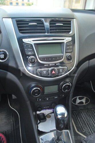 Hyundai Accent 2013, 69,000 km - 1.6 л - Bakı