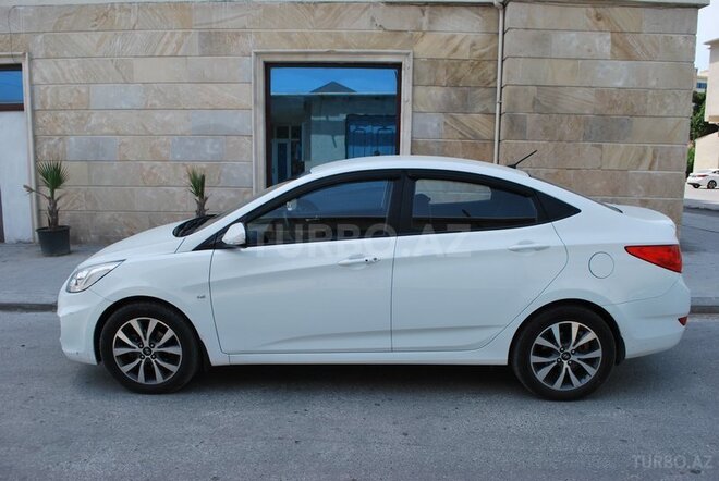 Hyundai Accent 2013, 69,000 km - 1.6 л - Bakı
