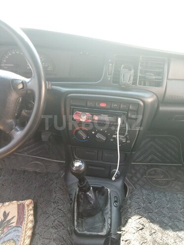 Opel Vectra 1997, 396,000 km - 1.6 l - Bakı